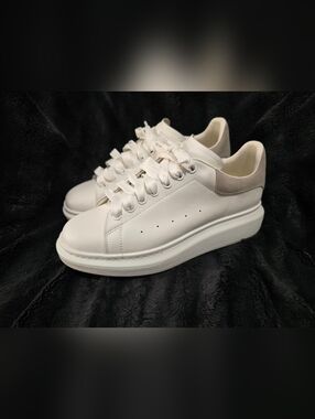 Alexander McQueen Oversized Sneaker
